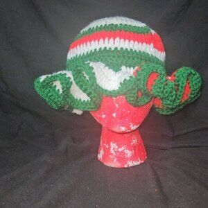 Cro'Shay F.A.D. RED, BLANC, HUNTER GREEN MINI-RUFFLED BUN BUCKET HAT